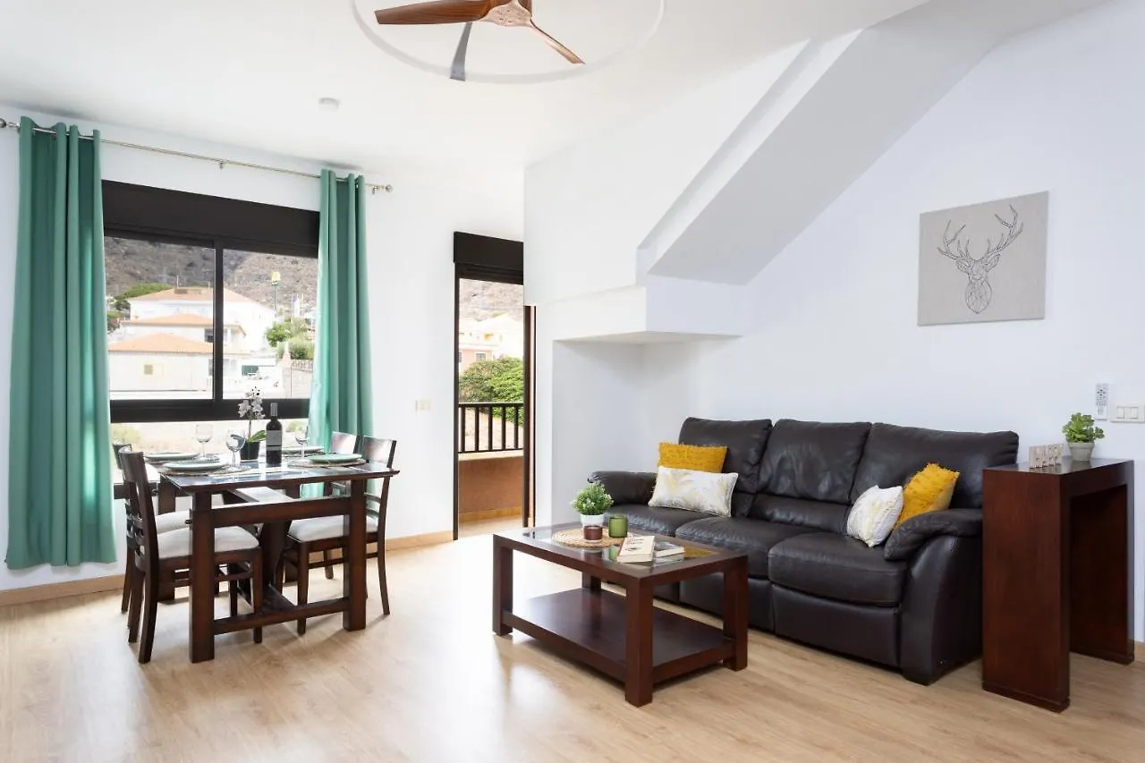 קנדלריה Las Caletillas Sea View Penthouse