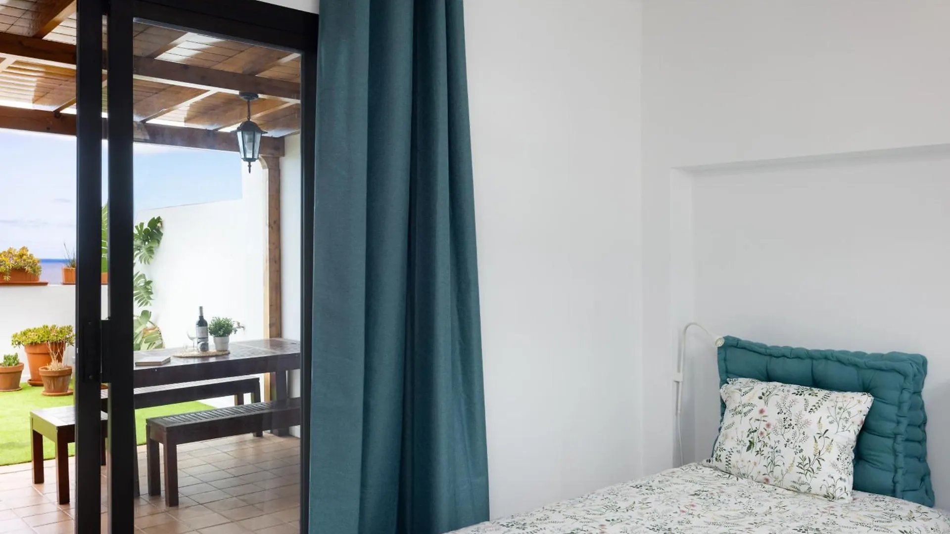 קנדלריה Las Caletillas Sea View Penthouse 0*,  ספרד